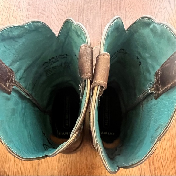 Ariat Distressed Leather Western Cowboy Boots Turquoise Stitching Womens 7B Boho - Picture 15 of 16